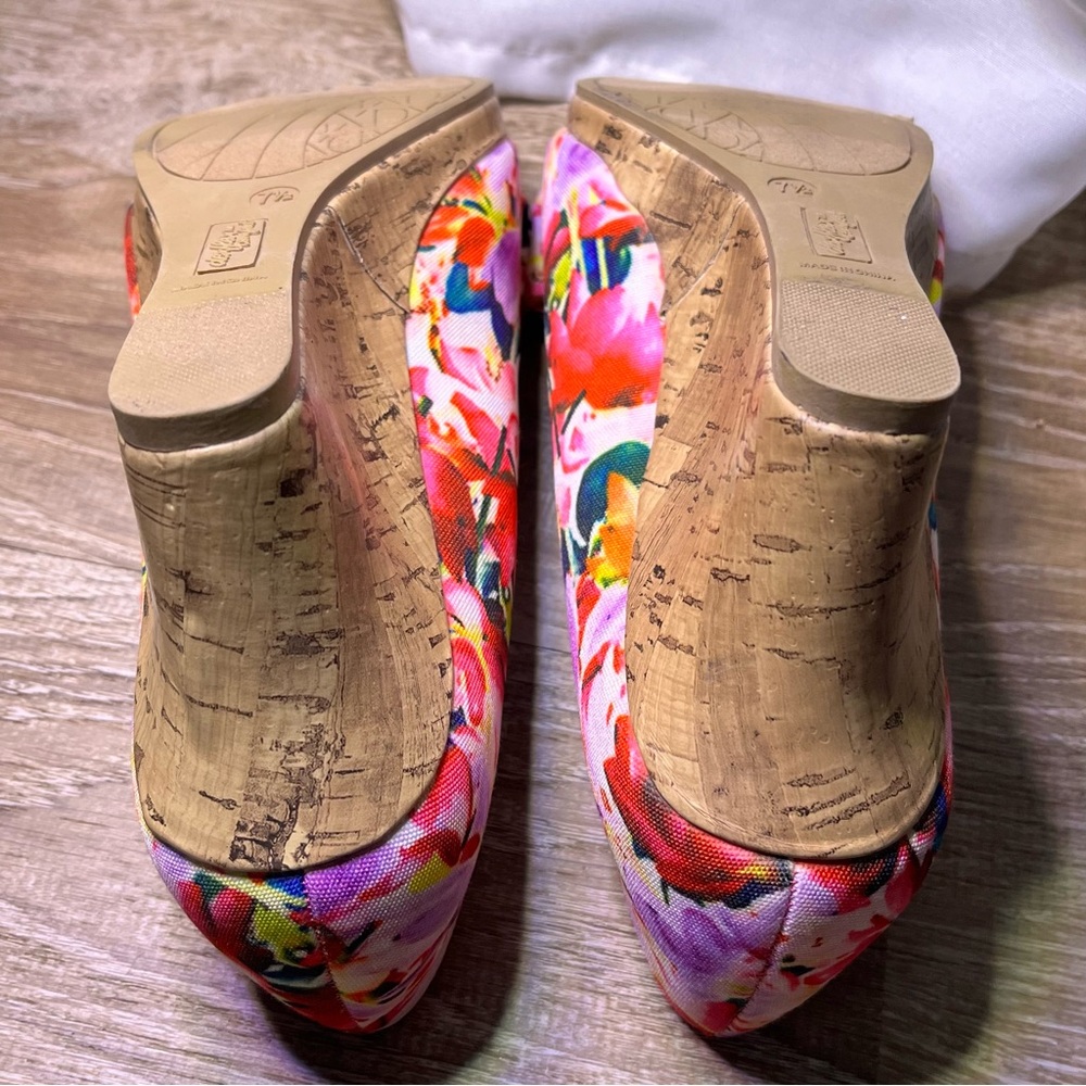 Dexflex Comfort Pink Floral Wedges - Picture 5 of 6
